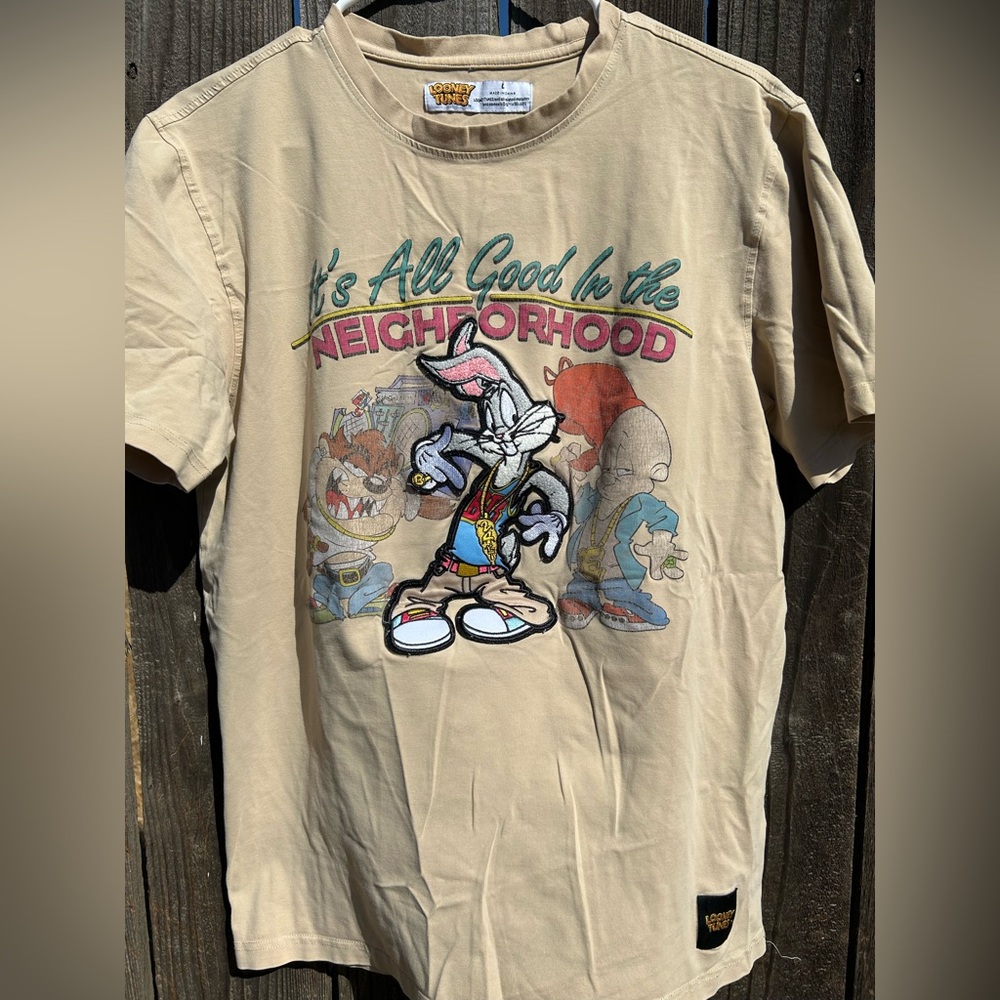 Warner Bros. Beige Cartoon Graphic Tee